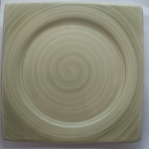 Assiette carrée grand modèle amande